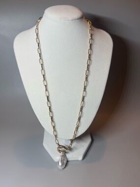 Gold Link Chain Necklace with White Baroque Pearl Pendant